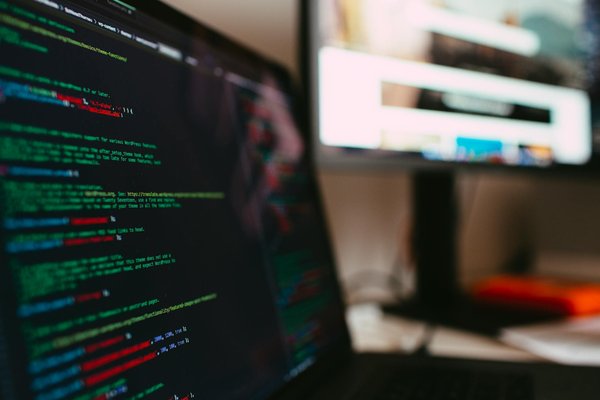 How can you prepare a classic bakewell tart with a twist?